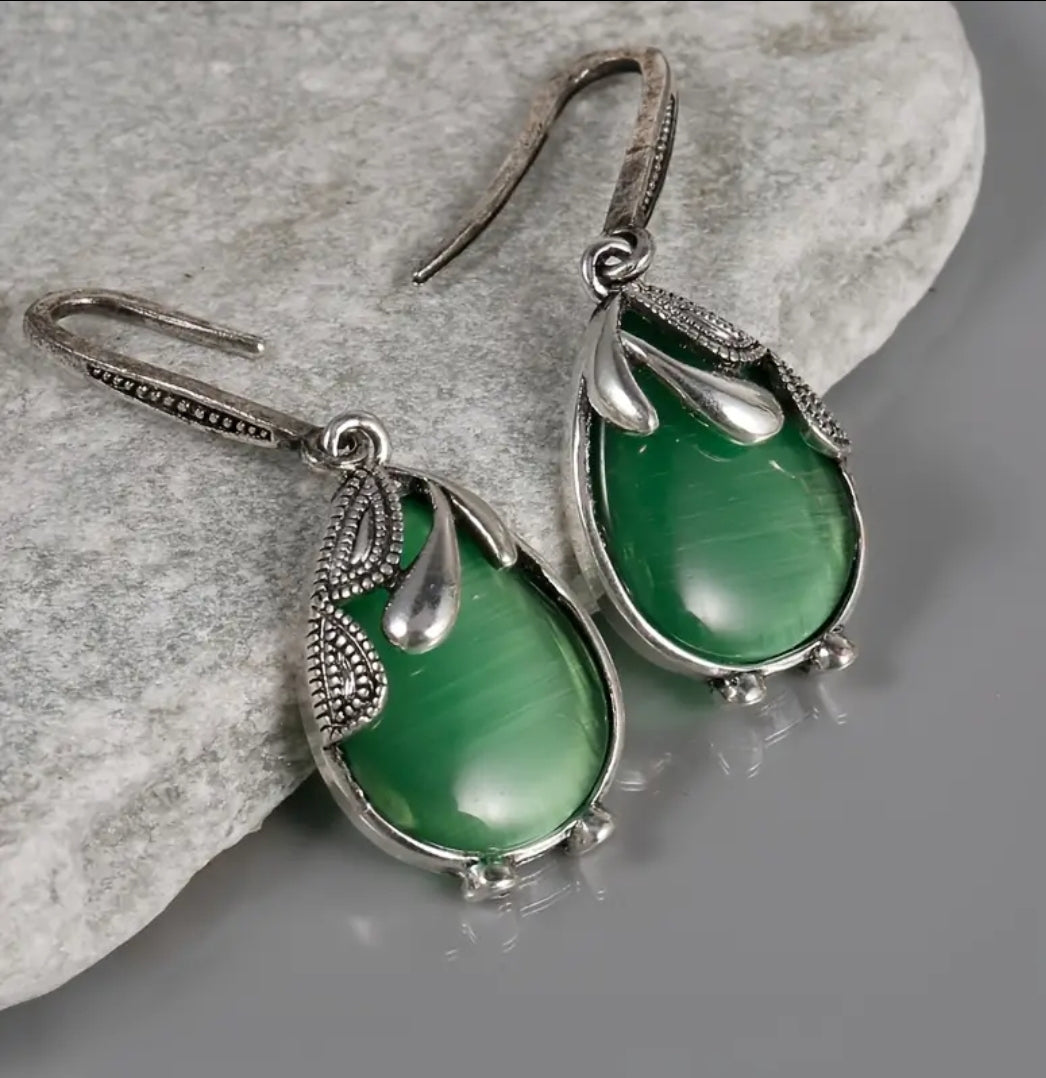 Water Drop Shape Earrings - JBAEssential's